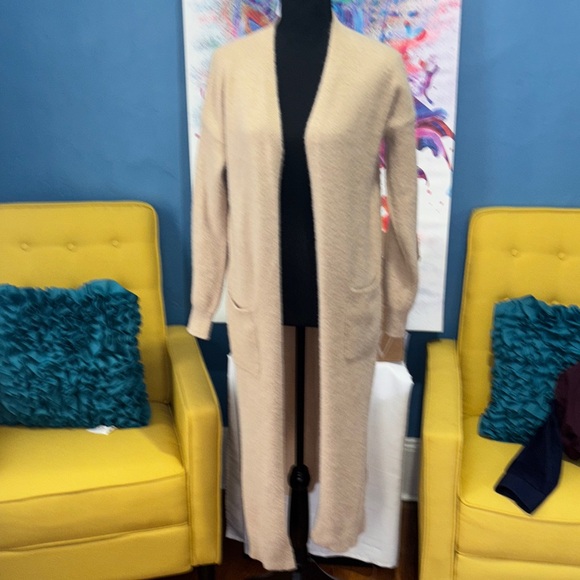 Women's Cream Long Cardigan Sweater size small - Picture 1 of 5